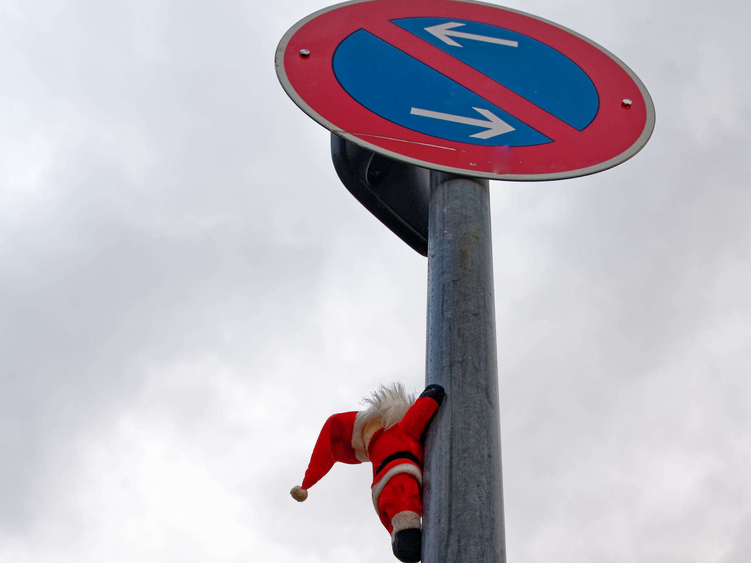 Zugang im Dezember 2021: Weihnachtsmann auf Abwegen
